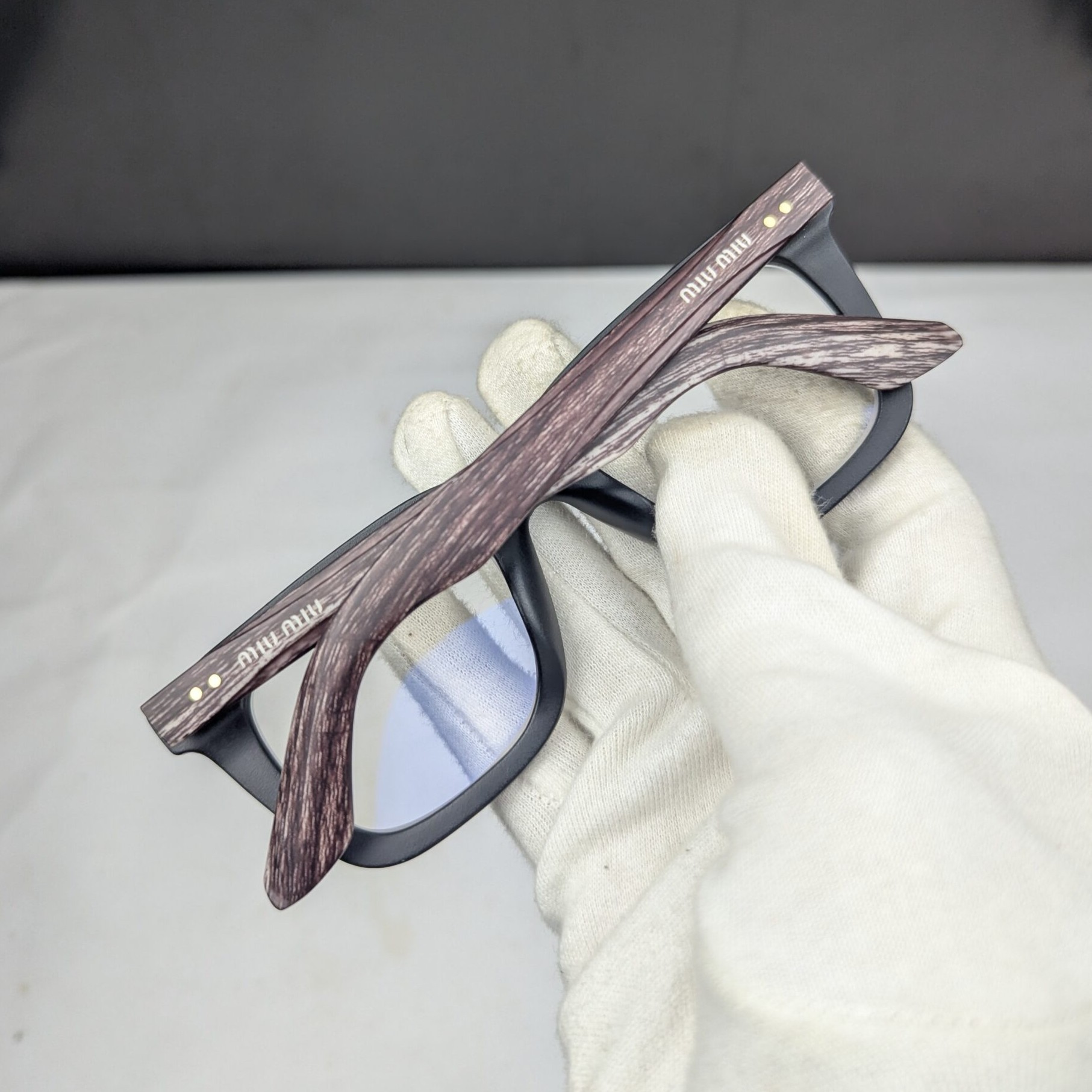 Miu 5189 Model Bold Eyeglass Frame – Premium Blue Cut Glass - Matte Black - Image 2