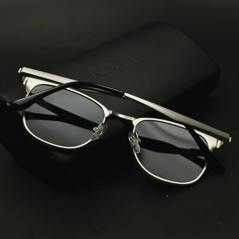 Marc Jacobs Premium Metal Frame Sunglasses - Image 2